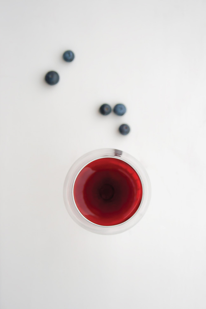 Red wine and blueberries