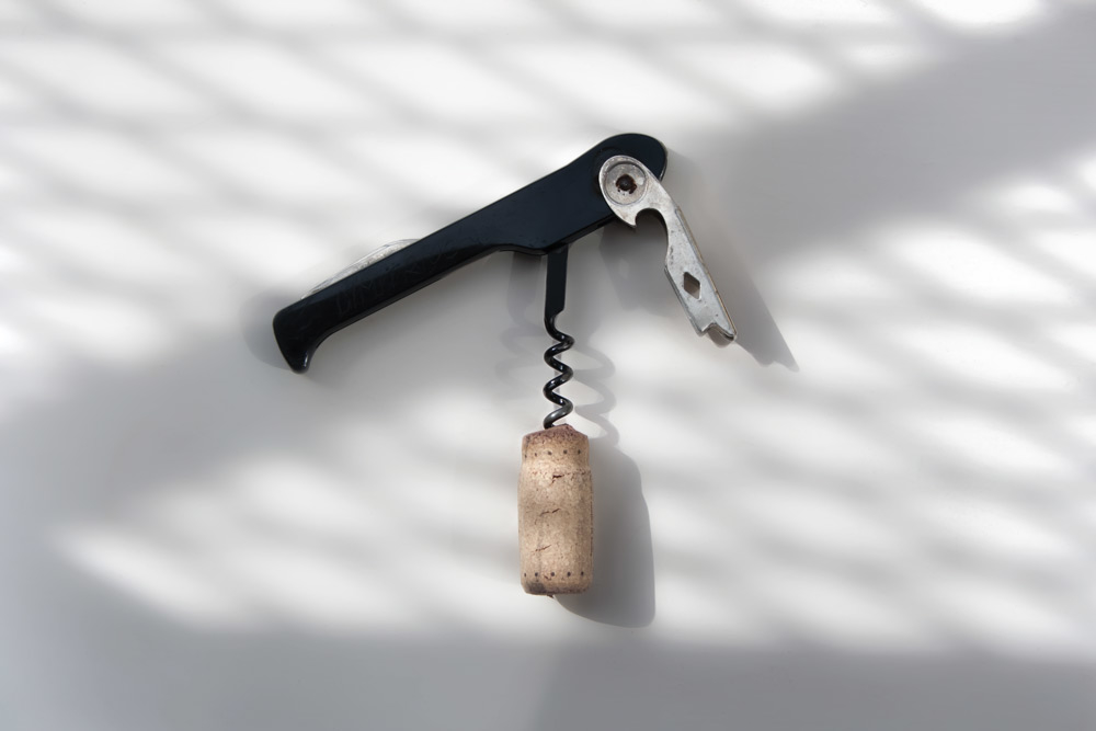 Wine opener with shadows
